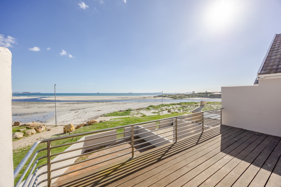 2 Bedroom Property for Sale in Lagoon Beach Western Cape